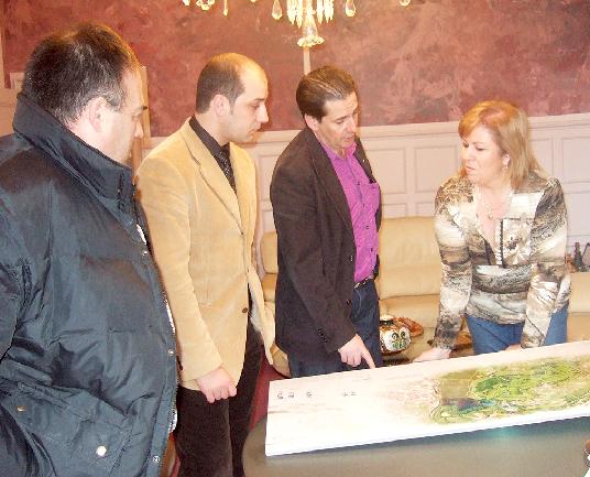 Cartes y Torrelavega tratan proyectos comunes sobre un área de dos millones de metros cuadrados
