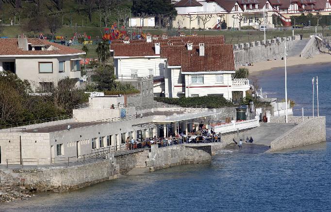  El Ayuntamiento exige a Costas la reposición inmediata de la arena en la playa de La Magdalena