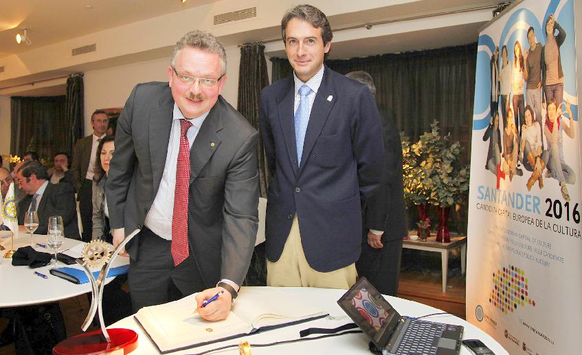 Presentada la candidatura Santander 2016 al Club Rotario