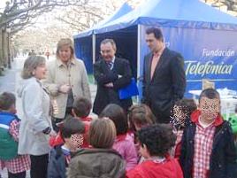  La II Caravana Proniño recala en Torrelavega para concienciar sobre el problema del trabajo infantil