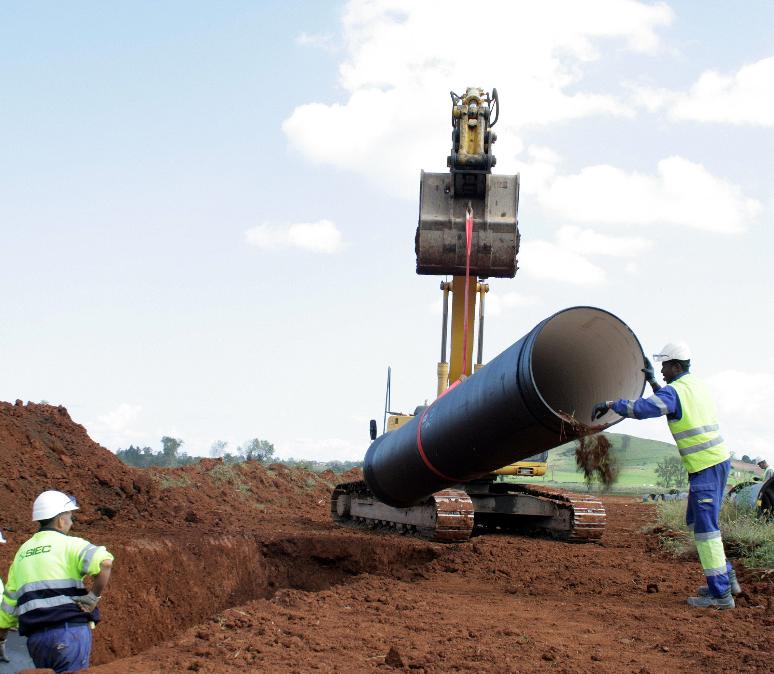 Medio Ambiente adelanta a 2010 la entrada en servicio de seis tramos de la Autovía del Agua siendo la inversión efectuada en esta obra hidráulica de 104 millones de euros