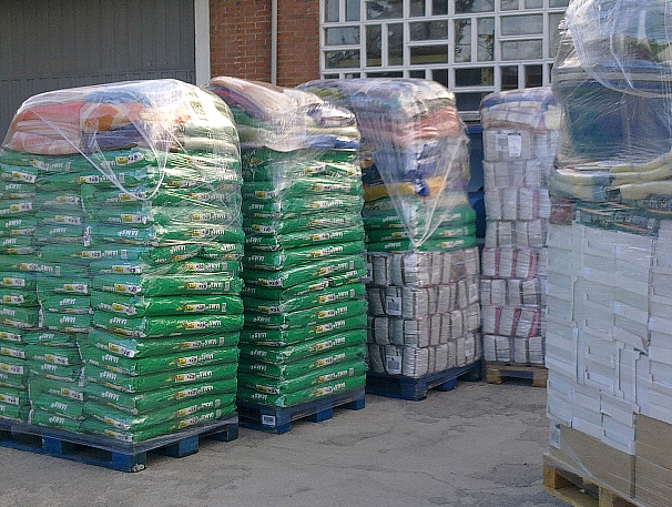  Capab recibe miles de kilos de alimentos y materiales de ayuda desde Holanda