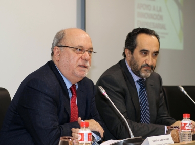 Sota se compromete a mantener las ayudas de fomento de la I+D+i para las empresas cántabras