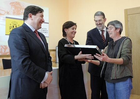 Actos commemorativos del VI Aniversario de la Ley de Cantabria 1/2004 Integral para la Prevención de la Violencia contra las Mujeres y la Protección a sus Víctimas  (Foto: Lara Revilla/Gobierno de Cantabria) 