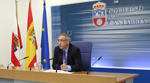 El director general de Trabajo afirma que se ven «los primeros datos de recuperación económica», pero que aún no se reflejan en el empleo