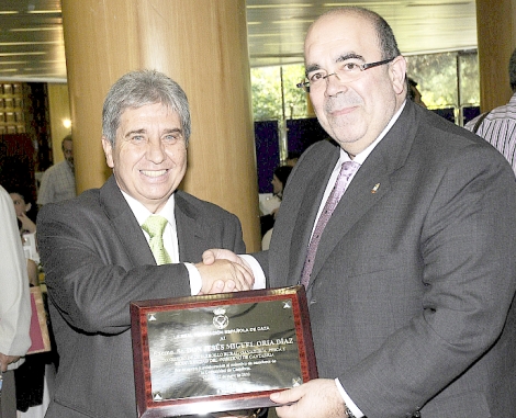  El consejero de Desarrollo Rural recibe en Madrid un galardón de la Federación Española de Caza