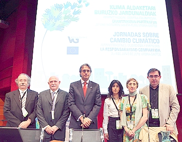 El alcalde participó en las jornadas medioambientales en Vitoria