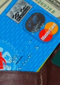 La Policía Nacional desarticula un grupo internacional dedicado al «carding»