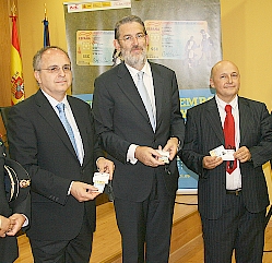  El Gobierno presenta un plan para el fomento del uso del DNI electrónico en Cantabria