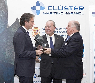 Santander recibe un premio por la reordenación del frente marítimo e impulsar la náutica deportiva en la ciudad