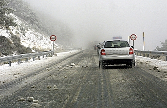 La delegación del Gobierno aconseja limitar los desplazamientos por carretera mientras dure la ola de frío