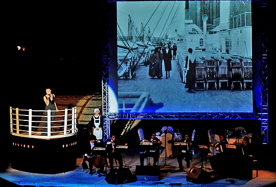 Santander se despide de los Baños de Ola con 'La música del Titanic'