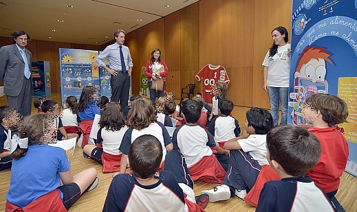 Campaña contra la obesidad infantil para promover la alimentación saludable