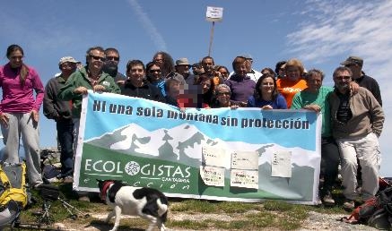 Organizan una marcha a Castro Valnera para protestar contra el teleférico