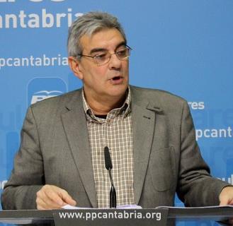 Van den Eynde afirma que hay un «cambio de tendencia» en materia de empleo en Cantabria