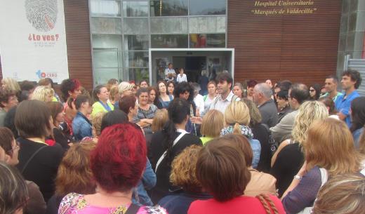 Uni2 comunica despidos a huelguistas de la limpieza de Valdecilla