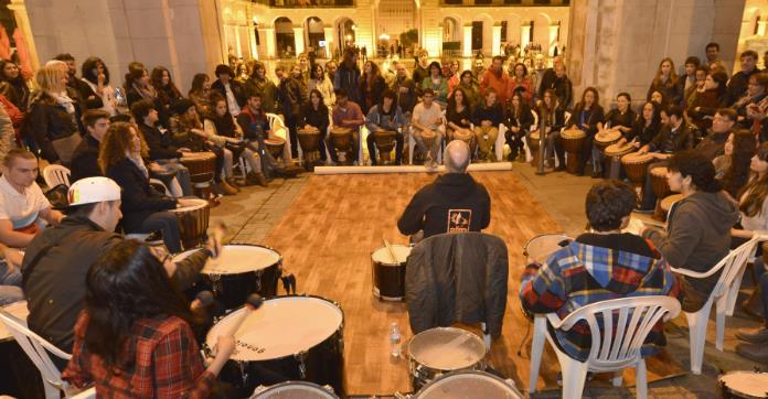 Clausura talleres "La noche es joven" (archivo)