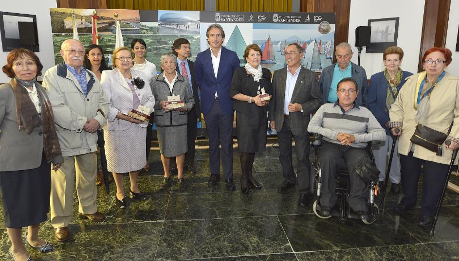 Marina Vegas, María Dolores Grela y Margarita Gutiérrez, ganadoras de la VI edición del concurso de relatos breves “El valor de lo vivido”