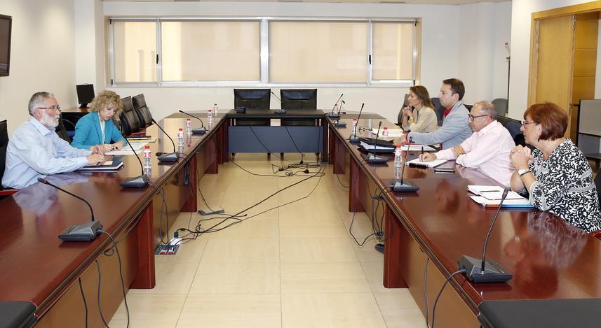 El objetivo del Gobierno es ‘atender dignamente’ a todos los refugiados que Cantabria pueda acoger