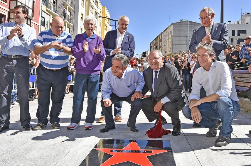  El Real Madrid aportará réplicas de objetos y recuerdos de Paco Gento para el Museo del Deporte de Santander