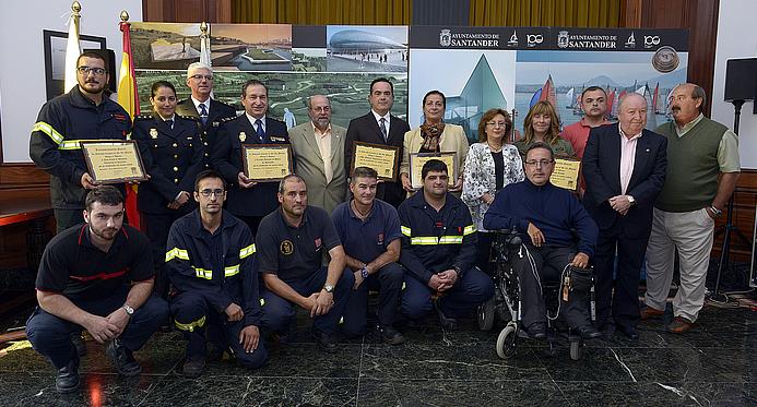  El Ayuntamiento de Santander recibe un premio «por su labor a favor de los ciudadanos»