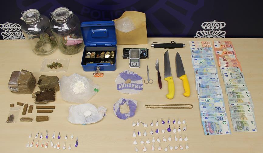 Detenidos por tráfico de drogas en un céntrico bar de Santander