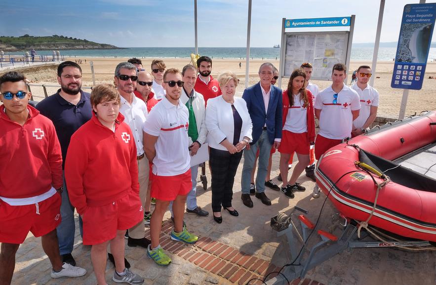  El servicio de Salvamento y Socorrismo en las playas de Santander realizó un total de 3.360 actuaciones