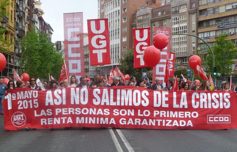 Foto de archivo de una manifestación en Santander durante el 1 de mayo, Día Internacional de los Trabajadores / Casi un 40% de los contratos de trabajo registrados este año en Cantabria no supera los 7 días de duración