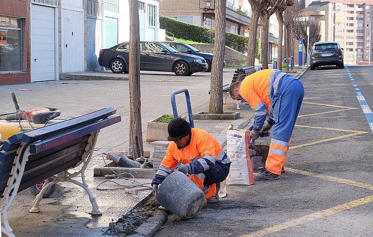 El Ayuntamiento llevará a cabo pequeñas actuaciones en el entorno de la calle del Monte y Pérez del Molino