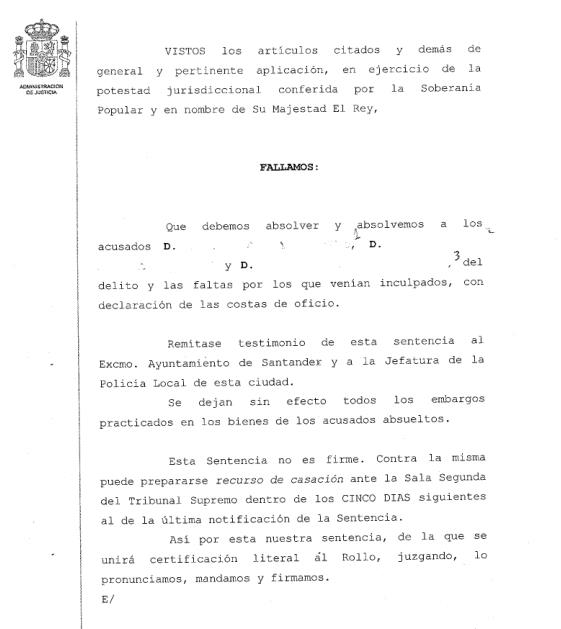 Tres policías locales de Santander absueltos de la acusación de extralimitarse en una detención