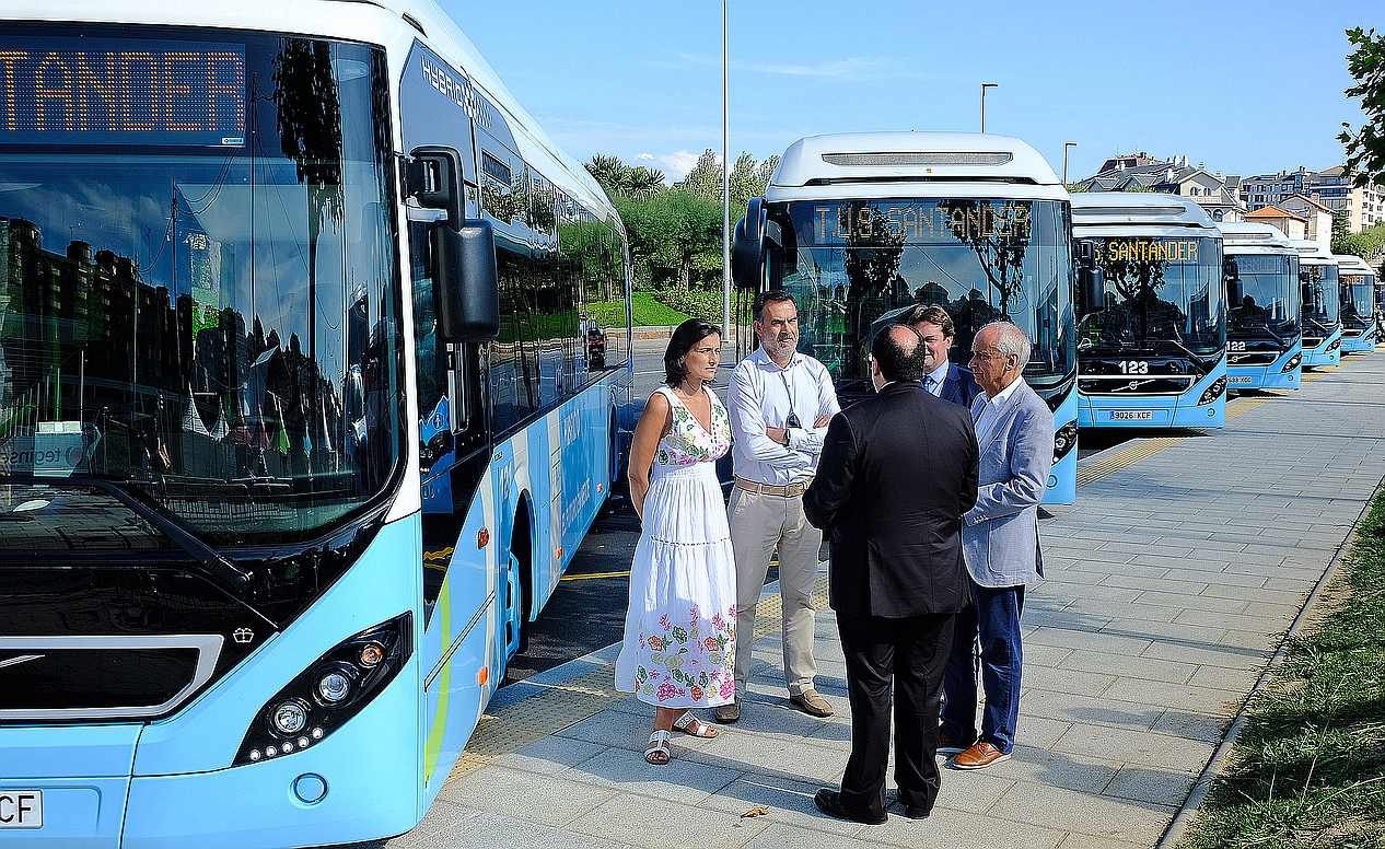 El TUS incorpora seis nuevos autobuses híbridos