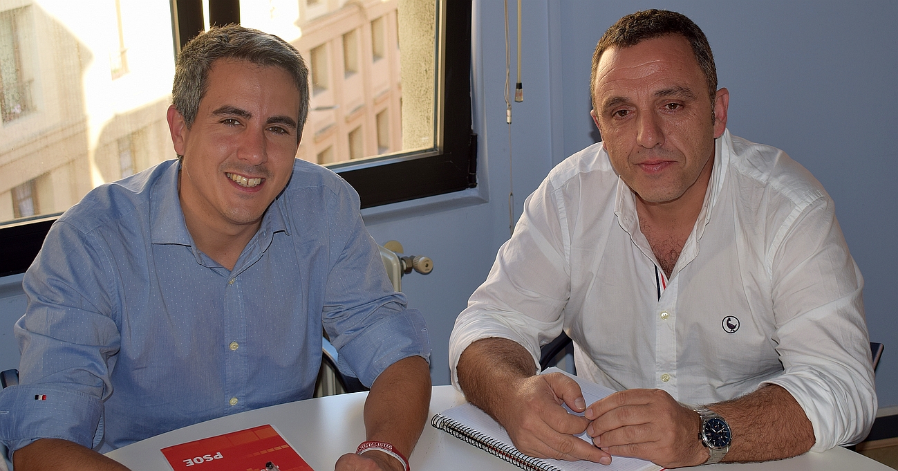 Pablo Zuloaga y Mariano Carmona - El PSOE y UGT se comprometen a trabajar conjuntamente en defensa de la clase trabajadora