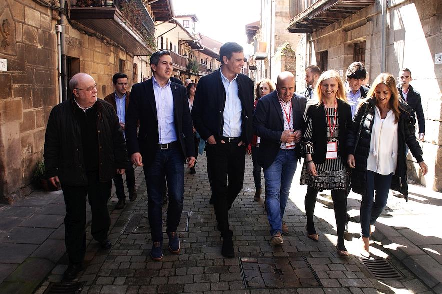 Pedro Sánchez avala a Pablo Zuloaga