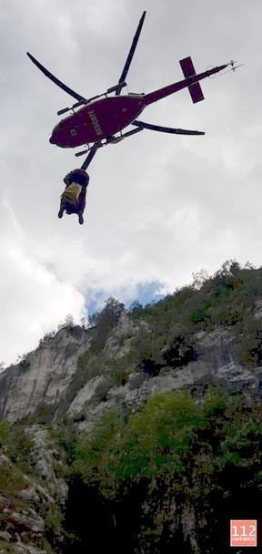 Evacuado un senderista en la ruta que va de Tresviso a Urdón tras sufrir una posible fractura de peroné