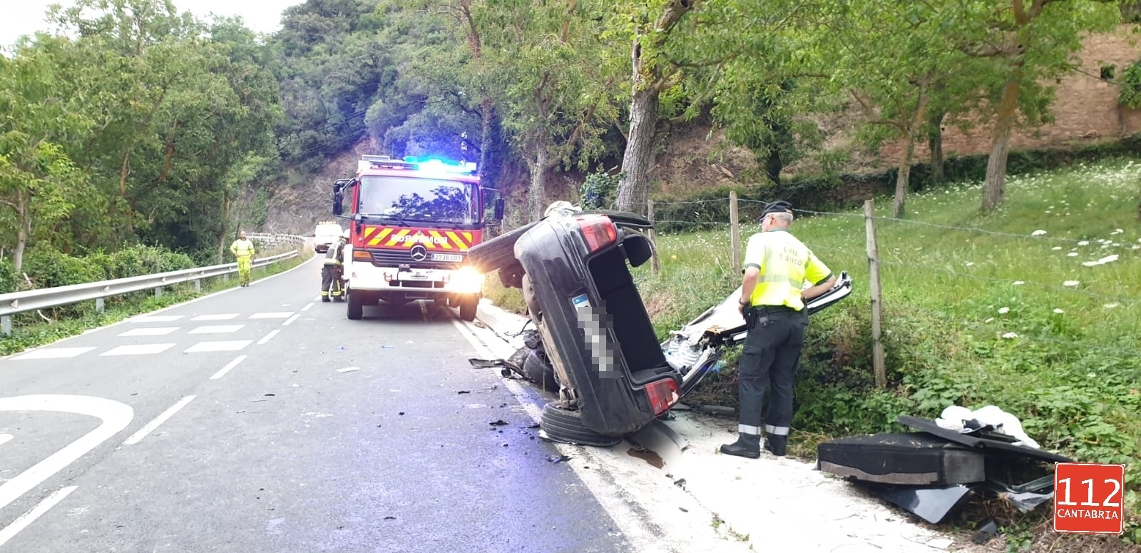Evacuado un herido de 29 años tras un accidente de coche en Valmeo (Vega de Liébana)