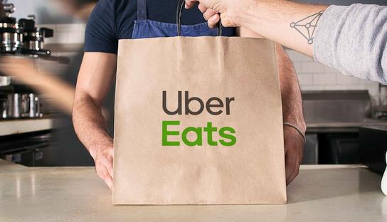 La precariedad laboral de Uber llega a Santander con su 'app' de comida a domicilio