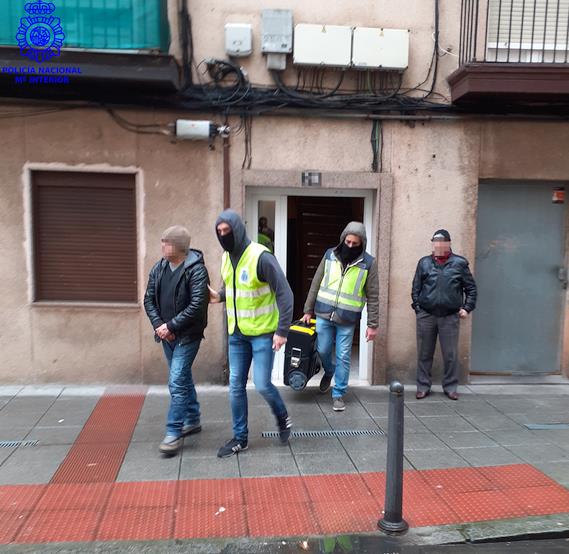 La Policía Nacional erradica en Santander un punto negro de venta de drogas