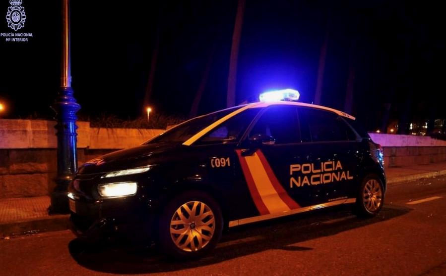 Detenido por intentar llevar a su hijo fuera del país sin el consentimiento de la madre