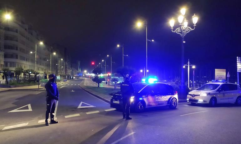 La Policía Nacional despliega controles conjuntos con las policías locales de Santander y Torrelavega