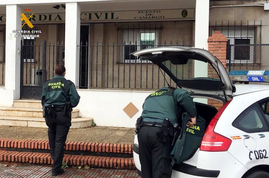 Detenido por la Guardia Civil tras intentar el robo en una casa de Revilla de Camargo