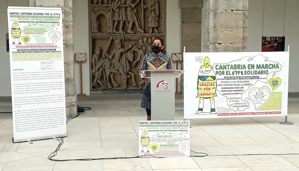  El Parlamento se suma a la marcha solidaria por el 0,77% que recorre los municipios de Cantabria