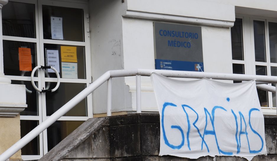 El Colegio de Médicos de Cantabria advierte de que los servicios de Atención Primaria están ‘saturados’ y los médicos ‘agotados’