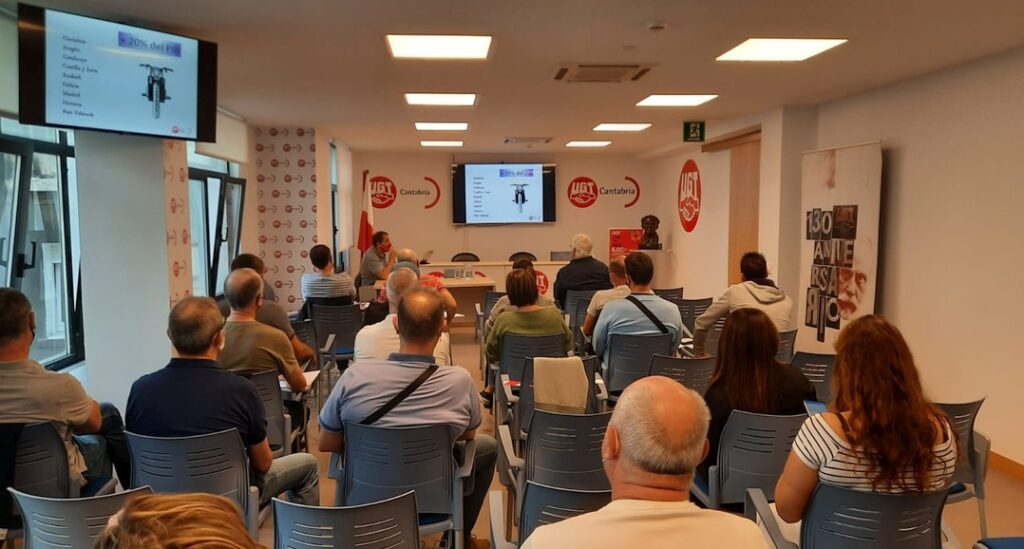 Casi 4.000 trabajadores vinculados a la industria de automoción cántabra están afectados por ERTE o flexibilización de empleo