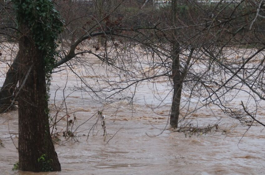  Lluvias torrenciales, granizo y peligro en las carreteras: el 112 recibe 33 llamadas y gestiona 27 incidencias por fenómenos adversos en Cantabria