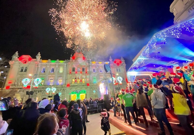 La Navidad 2021 llega a Santander con el acto del encendido de luces y la apertura de los belenes y el mercadillo