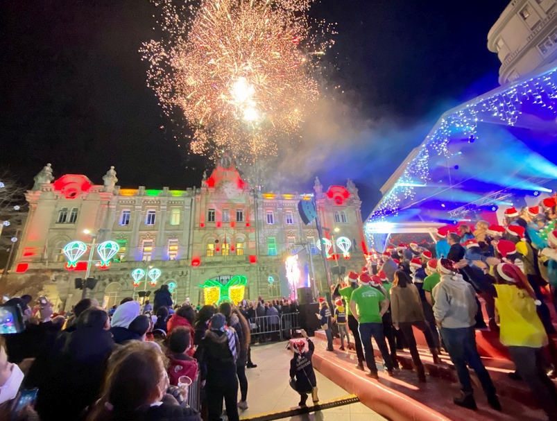 La Navidad 2021 llega a Santander con el acto del encendido de luces y la apertura de los belenes y el mercadillo