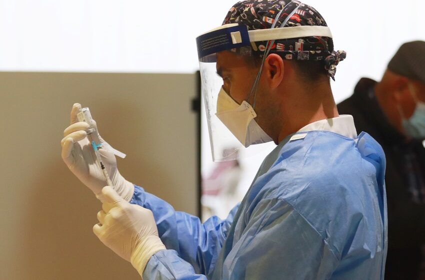 Cantabria implementa una nueva vacuna antineumocócica en la población adulta mayor de 60 años