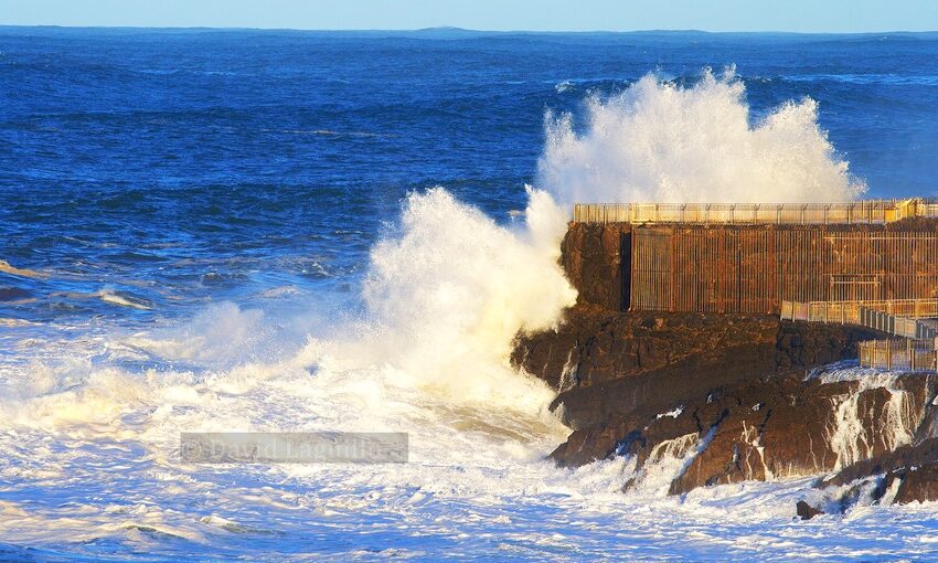 Cantabria estará la mitad del lunes y la madrugada del martes en aviso naranja por costeros