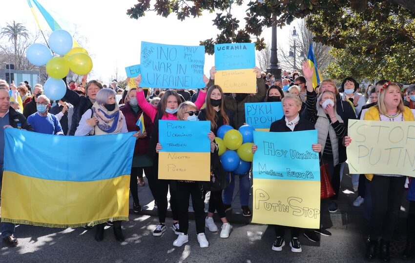  Concentración contra el ataque de Rusia a Ucrania, el domingo 27 de febrero a las 14 horas en la Plaza del Ayuntamiento de Santander