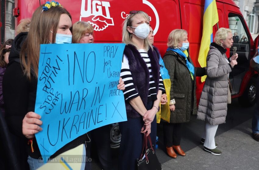  Quinientas personas se concentran en Santander contra el ataque de Rusia a Ucrania